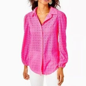 Lilly Pulitze Sea Breeze
Eyelet Top